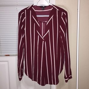 F21 striped v neck top, size M